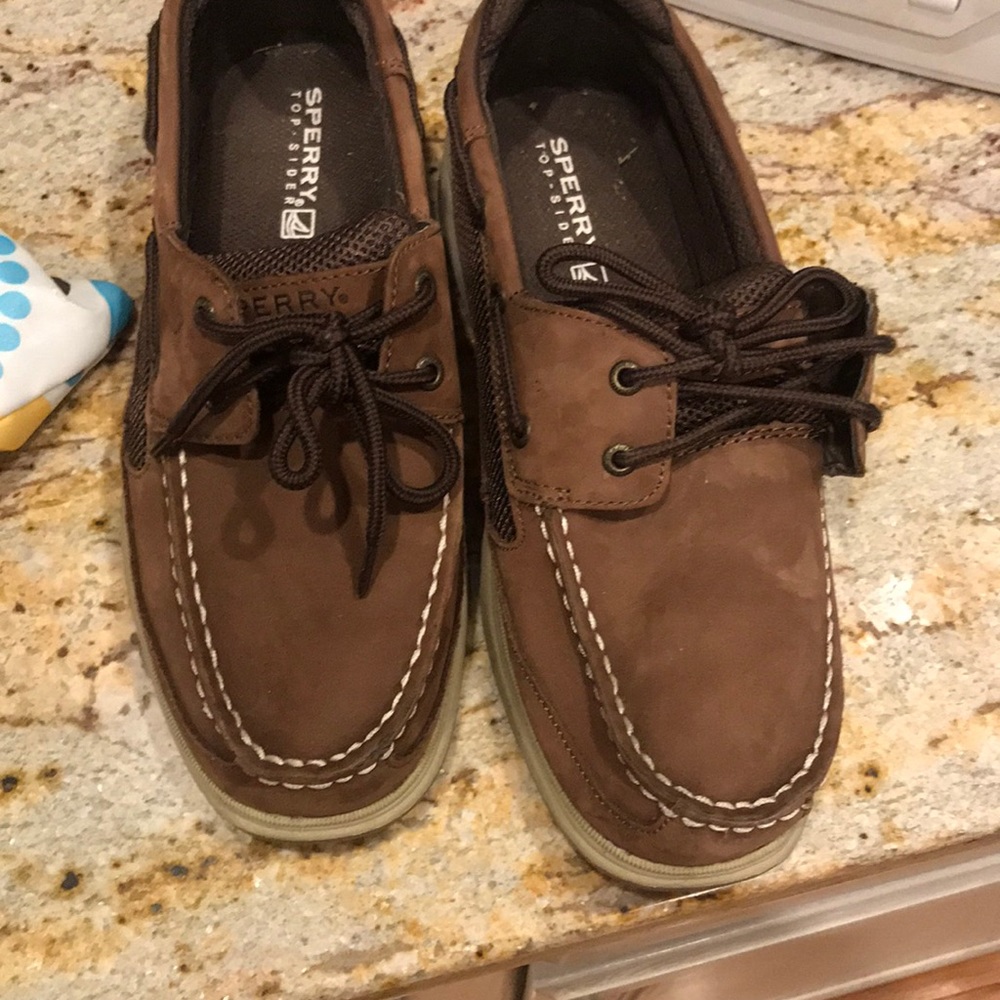 Boys sperry  shoes